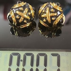 Joan Rivers vintage clip on earrings